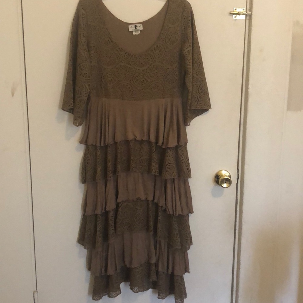 Dainty Jewells Ruffled Lace Dress